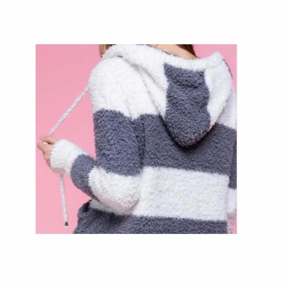 POL Berber Fleece Gray Stripe‎ Cozy Hoodie